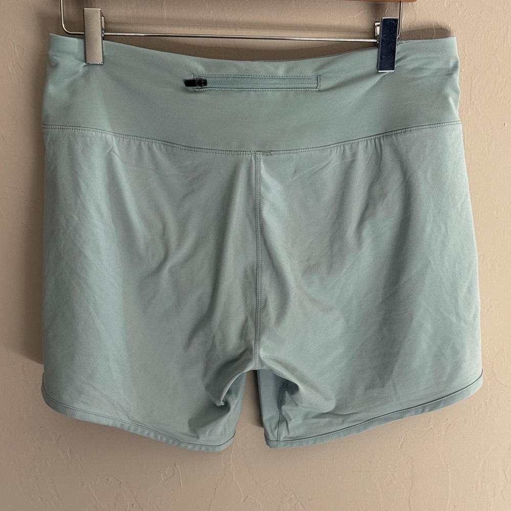 Free Fly Women's Bamboo Lined 6” Breeze Short Light Green (Sea Glass) - Picture 3 of 5